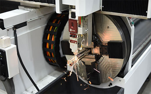 上；；；；；BIN宝盈集团板管一体激光切割机