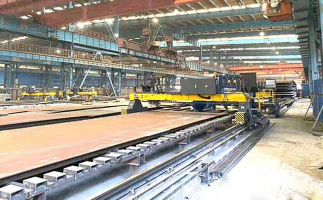 上；；BIN宝盈集团喷码切割一体机