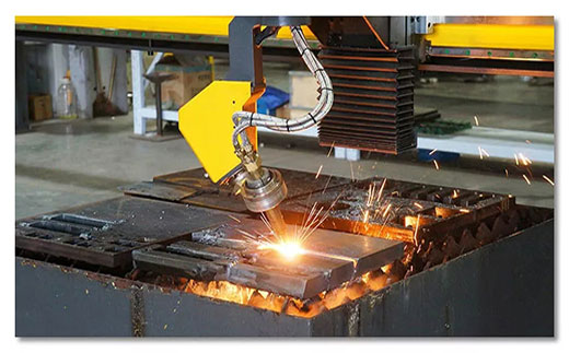 上海；；；；；；BIN宝盈集团10米超长跨距无限回转数控坡口切割机调试