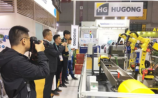 第二届进博会浙江日报拍摄BBIN宝盈集团意大利CEA展位