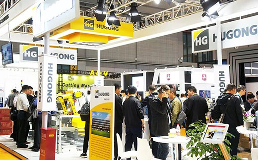 第二届进博会BBIN宝盈集团意大利CEA展位智能焊接与切割云平台受到极大关注